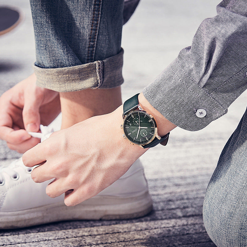 Men's Calendar Leather Quartz Watch